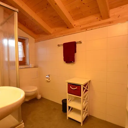 Ferienhaus-Casa-Romantica-Mit-Sauna * Lechbruck
